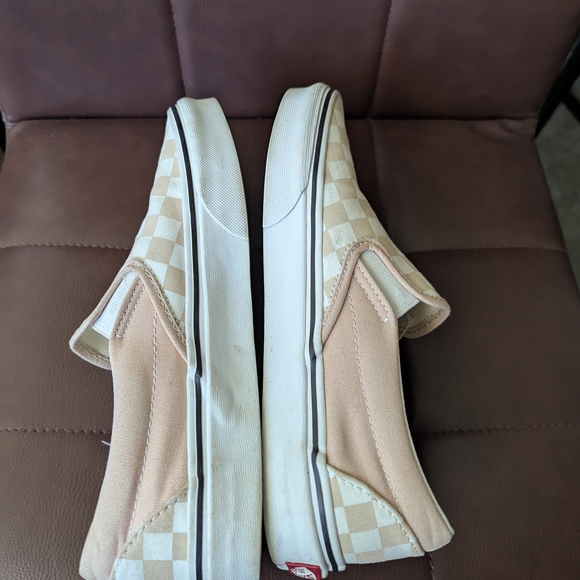 Checkered Slip-On Sneakers - Picture 4 of 6